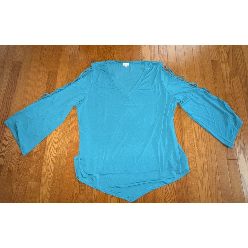 Avenue Blouse Top Blue Size 22/24 Laced Up Shoulder Cold Shoulder